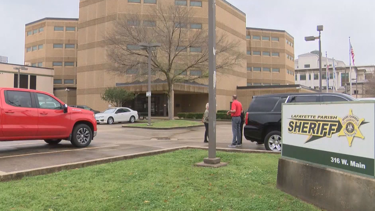 News 15 Investigates: Lafayette Parish Jail again facing overcrowding problems